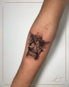 Kevin - Micro Realismo